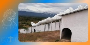 Thánh giá lớn nhất Thế giới